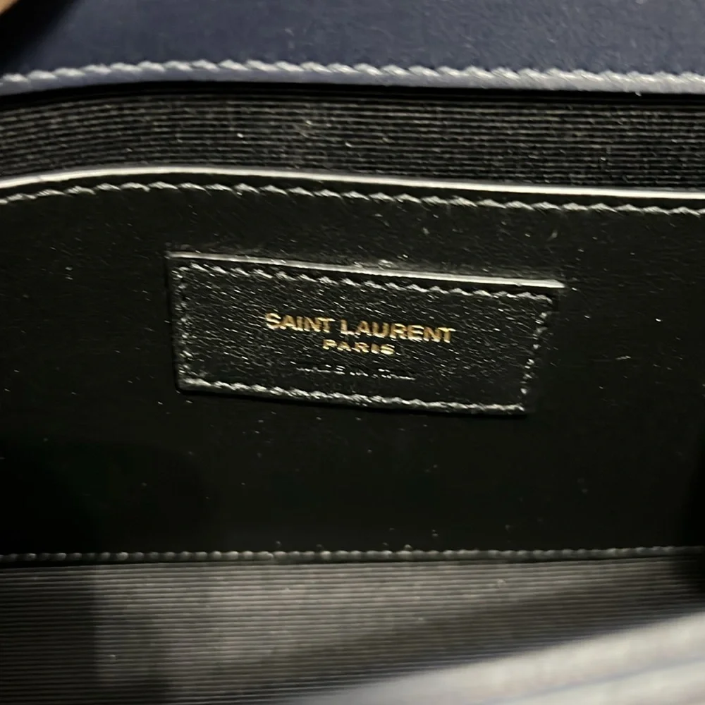 New YSL Yves Saint Laurent Kate Flap Navy Leather & Gold Chain - Picture 15 of 17
